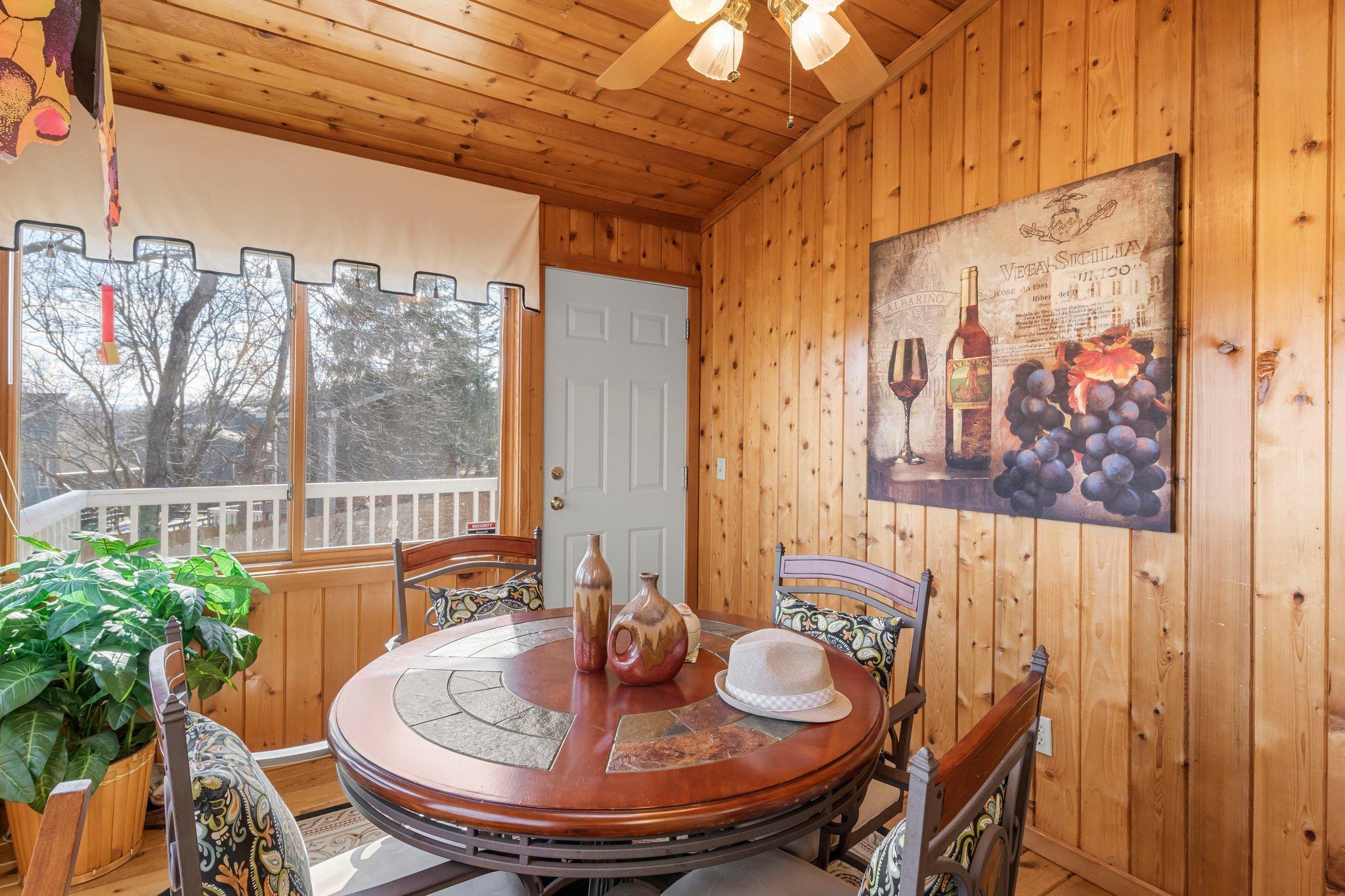 907 Southcross Drive, Burnsville, Minnesota image 20