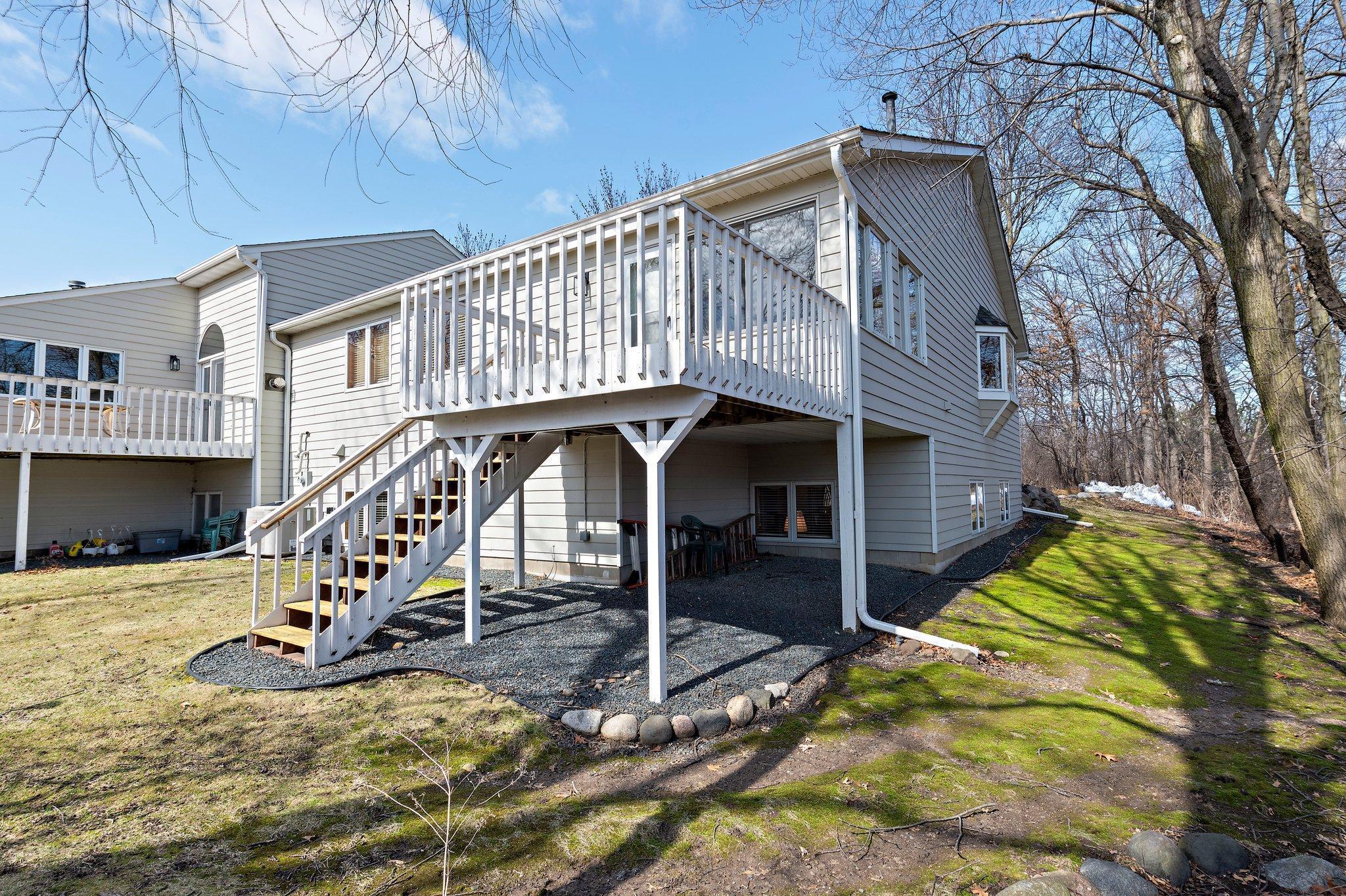 907 Southcross Drive, Burnsville, Minnesota image 49