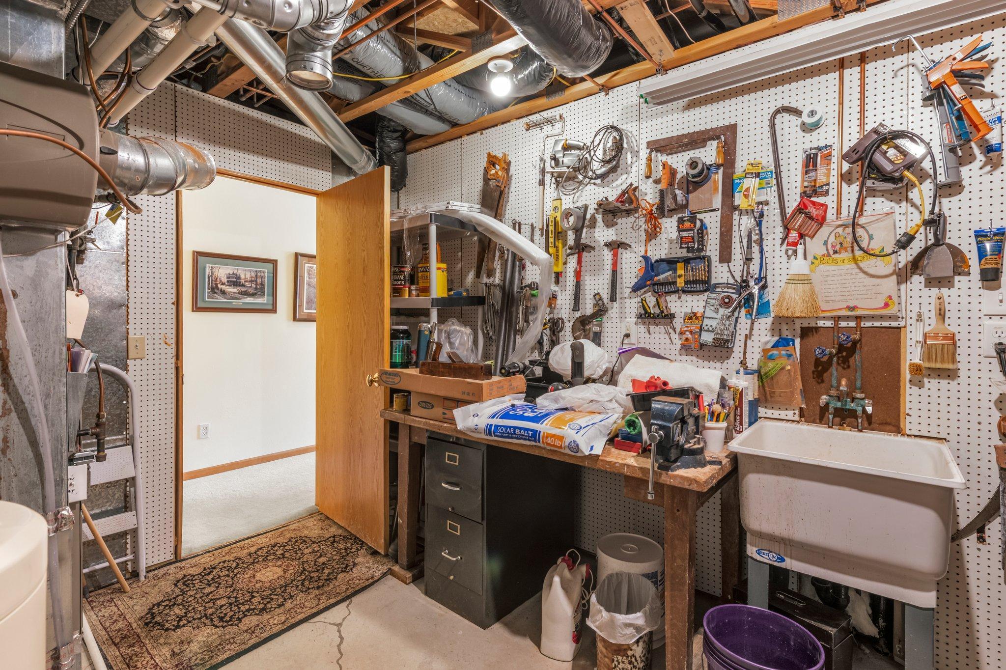 907 Southcross Drive, Burnsville, Minnesota image 38