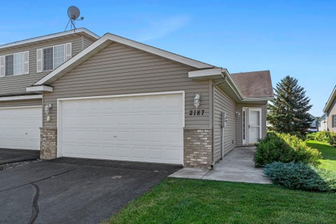Townhouse For Sale - 2187 Cleveland Way<br/> Cambridge, MN 55008