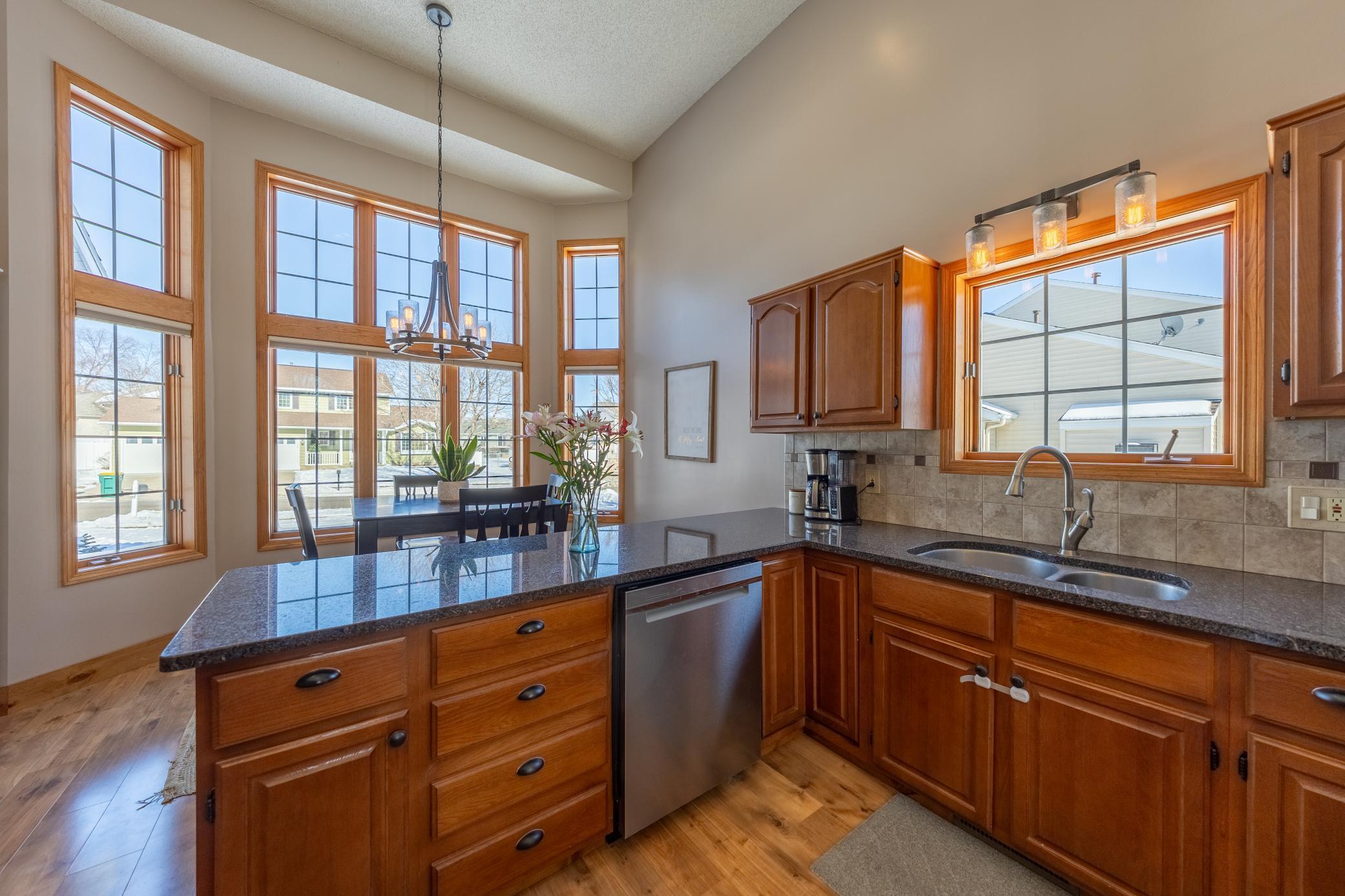 5325 Kensington Lane, Rochester, Minnesota image 6