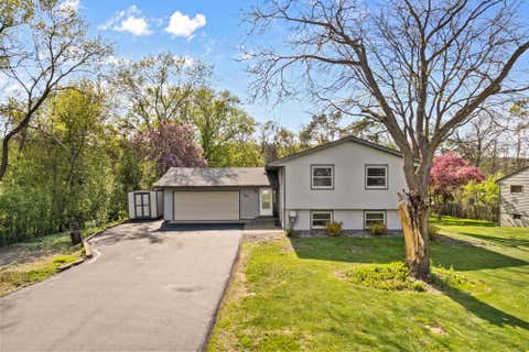 Homes For Sale - 440 Queenan Avenue<br/> Washington County, Lakeland, MN 55043