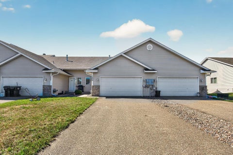 Townhouse For Sale - 1509 16th Street<br/> Princeton, MN 55371