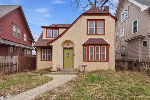 Homes For Sale - 3834 Lyndale Avenue<br/> Minneapolis, MN 55412