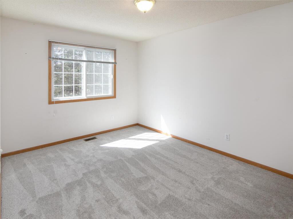 8456 Kimball Drive, Eden Prairie, Minnesota image 14