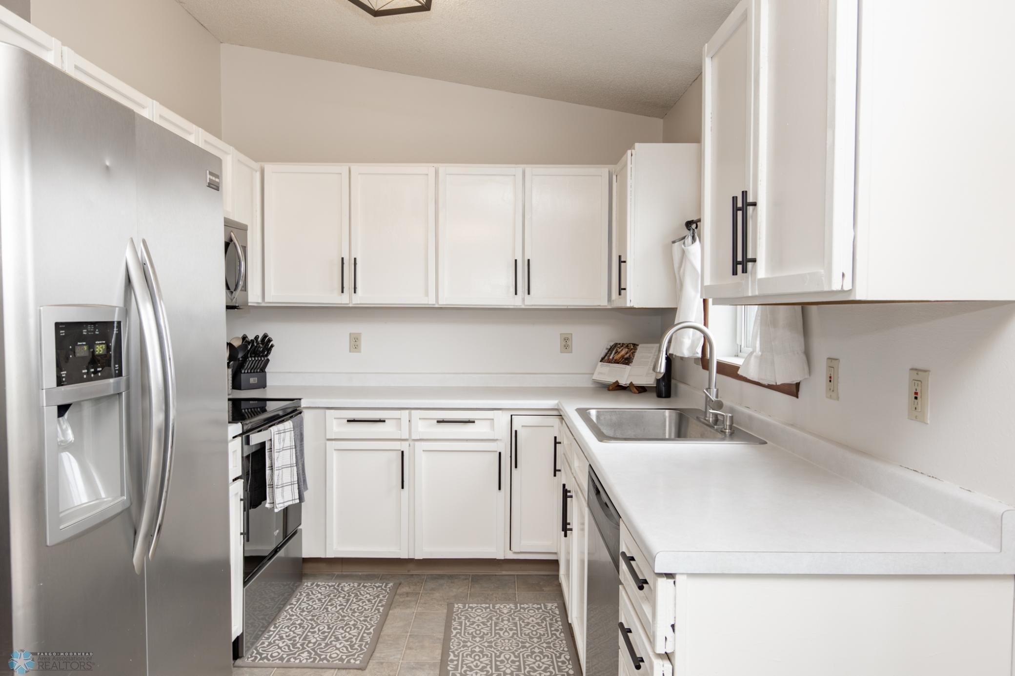 1024 14th Avenue, West Fargo, North Dakota image 14