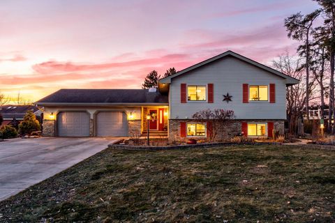 Homes For Sale - 5427 Brittany Court<br/> Saint Paul, MN 55110