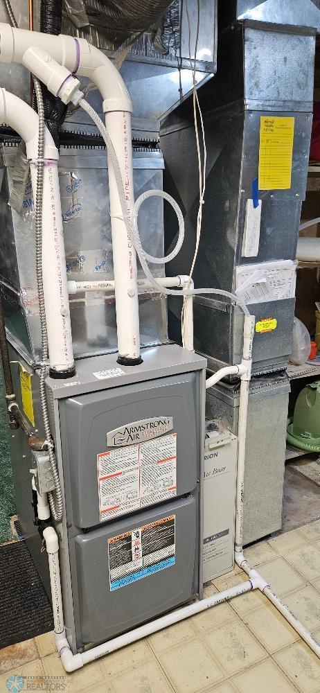 Moorhead, Minnesota 56560, United States, 4 Bedrooms Bedrooms, ,3 BathroomsBathrooms,Residential,Active,94341