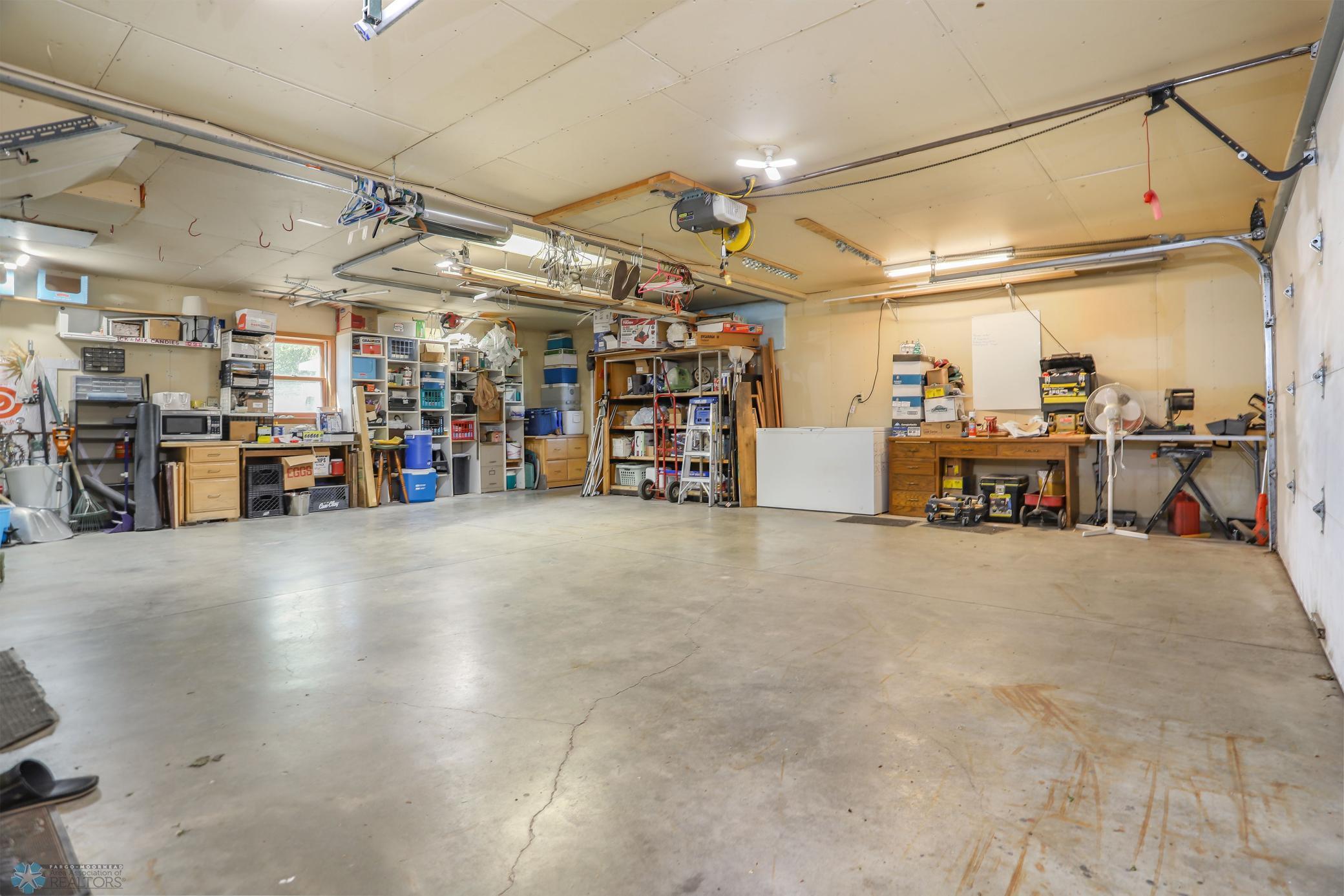 Moorhead, Minnesota 56560, United States, 4 Bedrooms Bedrooms, ,3 BathroomsBathrooms,Residential,Active,94341