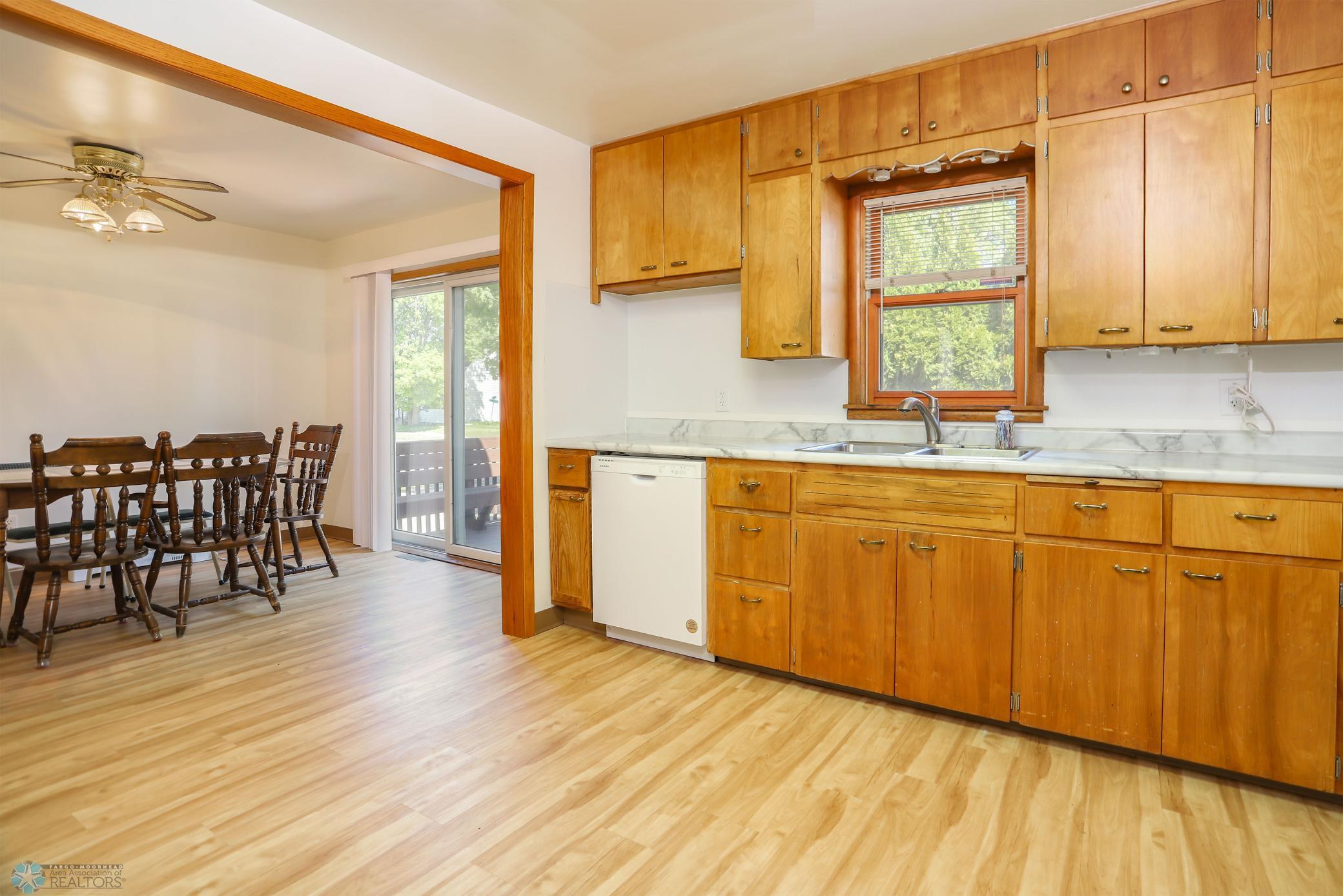 Moorhead, Minnesota 56560, United States, 4 Bedrooms Bedrooms, ,3 BathroomsBathrooms,Residential,Active,94341