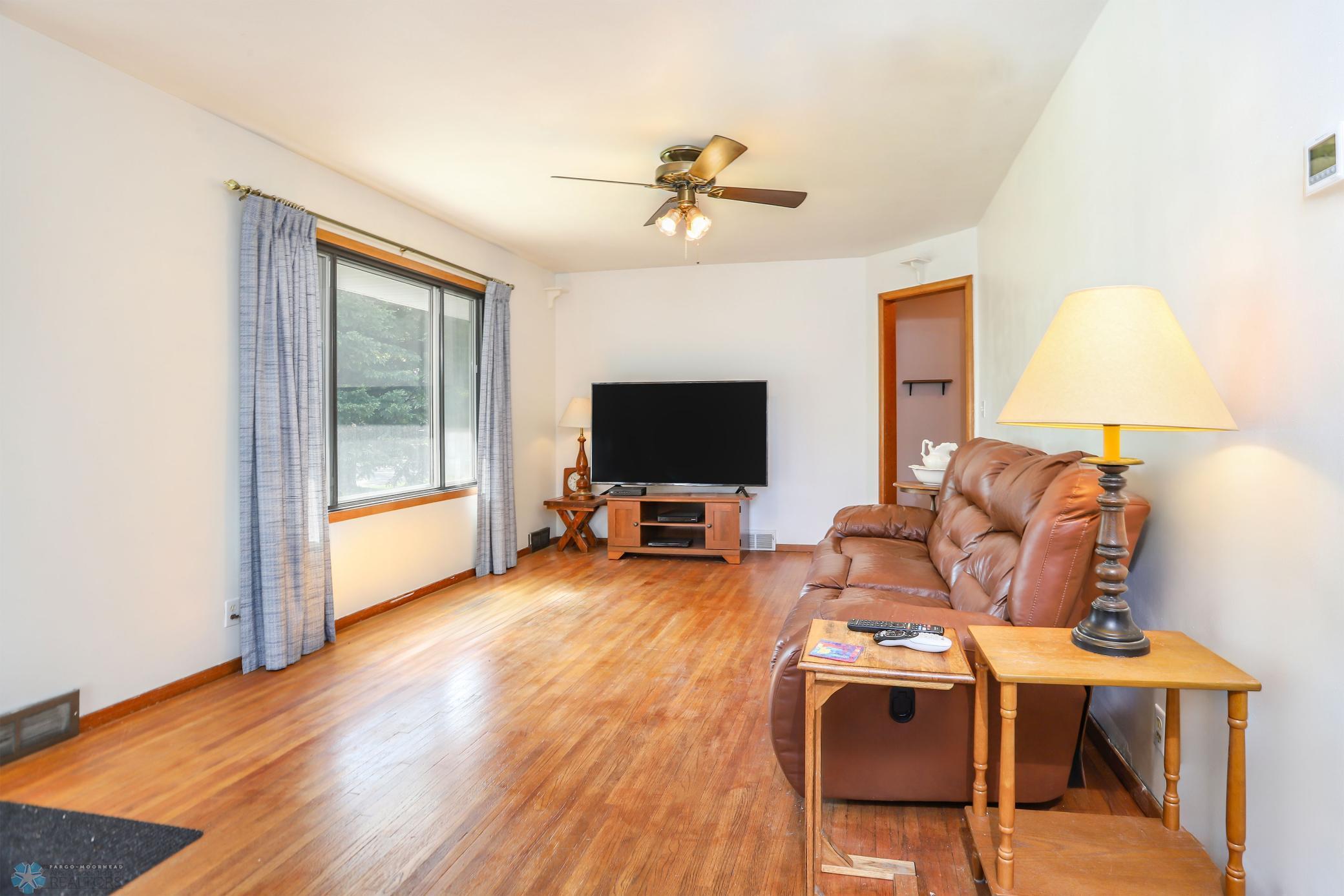 Moorhead, Minnesota 56560, United States, 4 Bedrooms Bedrooms, ,3 BathroomsBathrooms,Residential,Active,94341