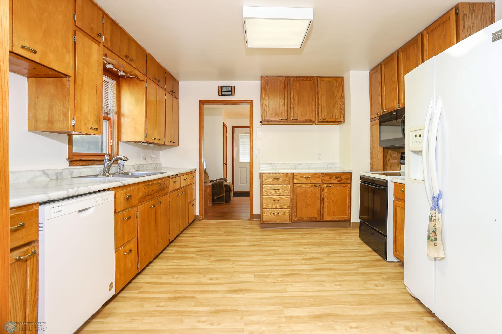 Moorhead, Minnesota 56560, United States, 4 Bedrooms Bedrooms, ,3 BathroomsBathrooms,Residential,Active,94341