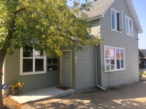 Multifamily For Sale - 1204 E 7th Street<br/> Saint Paul, MN 55106
