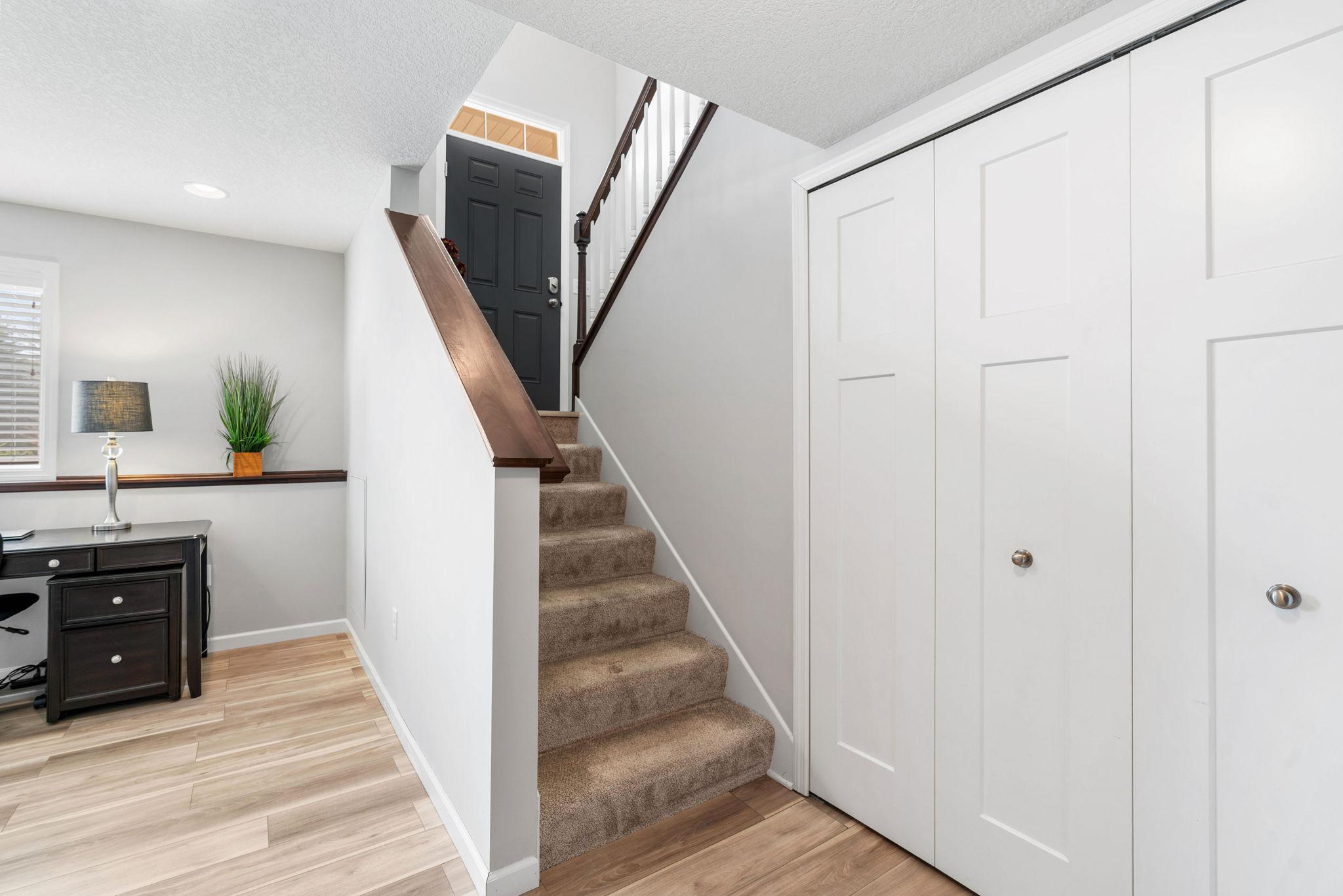8945 SW Village Loop, Chanhassen, Minnesota image 32