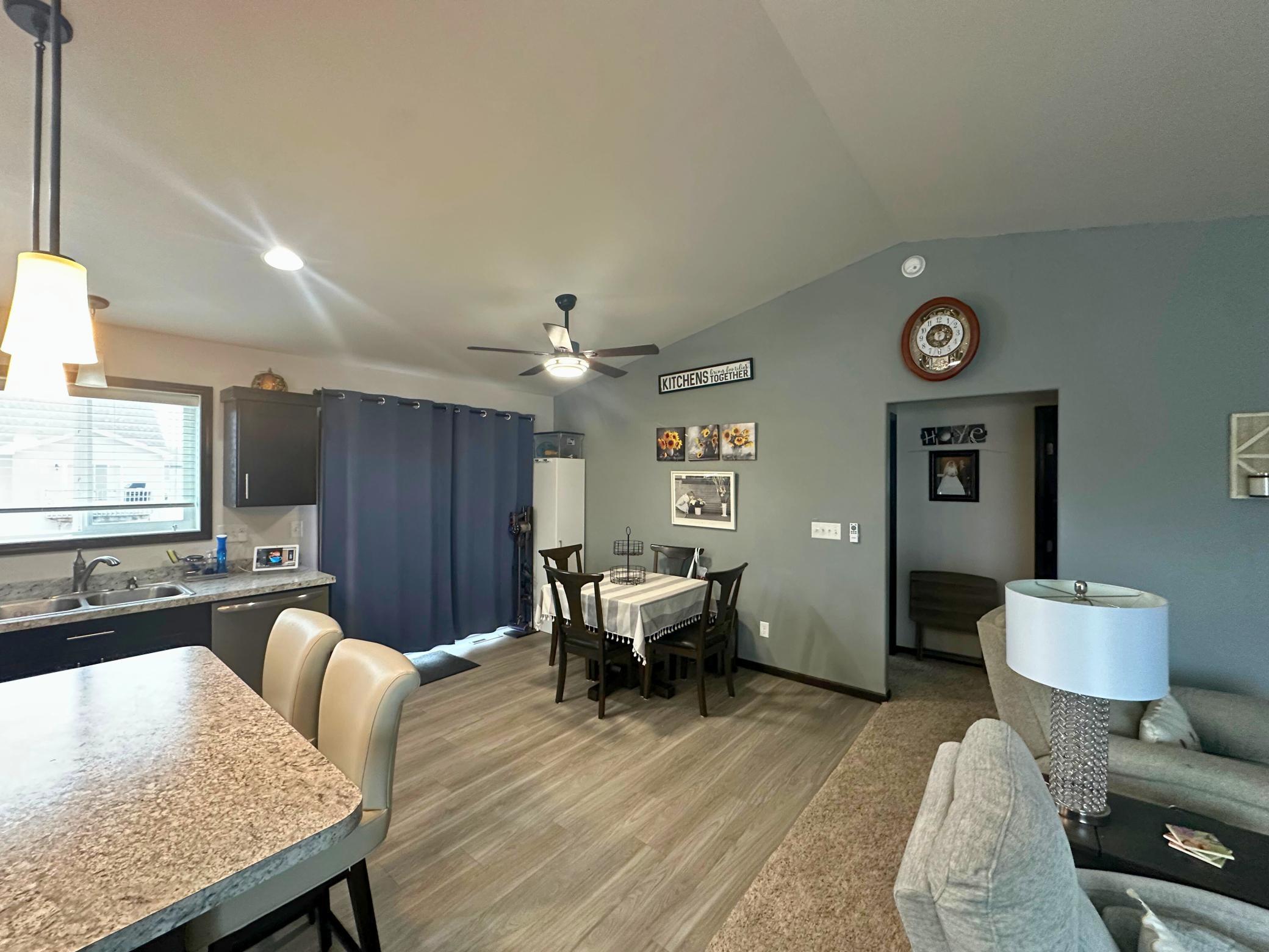 1377 Goldenwood Drive, West Fargo, North Dakota image 8