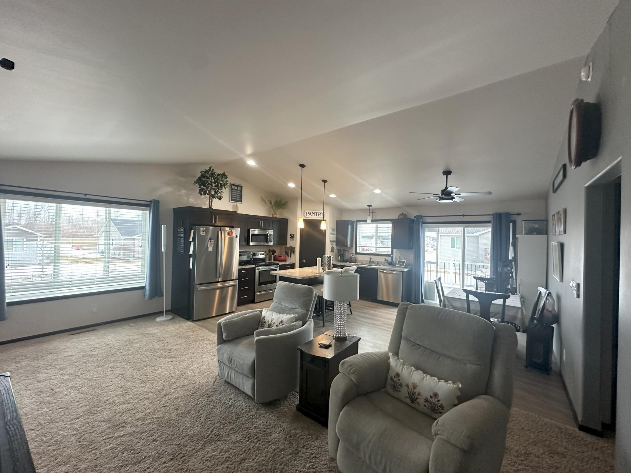 1377 Goldenwood Drive, West Fargo, North Dakota image 9