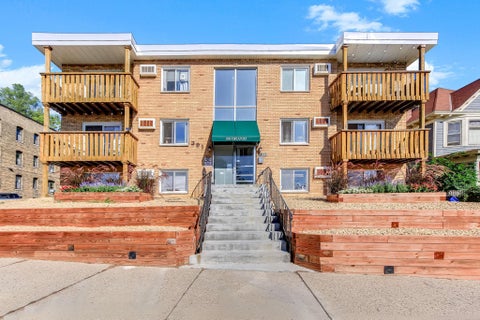 Condo For Sale - 391 Grand Avenue<br/> Saint Paul, MN 55102