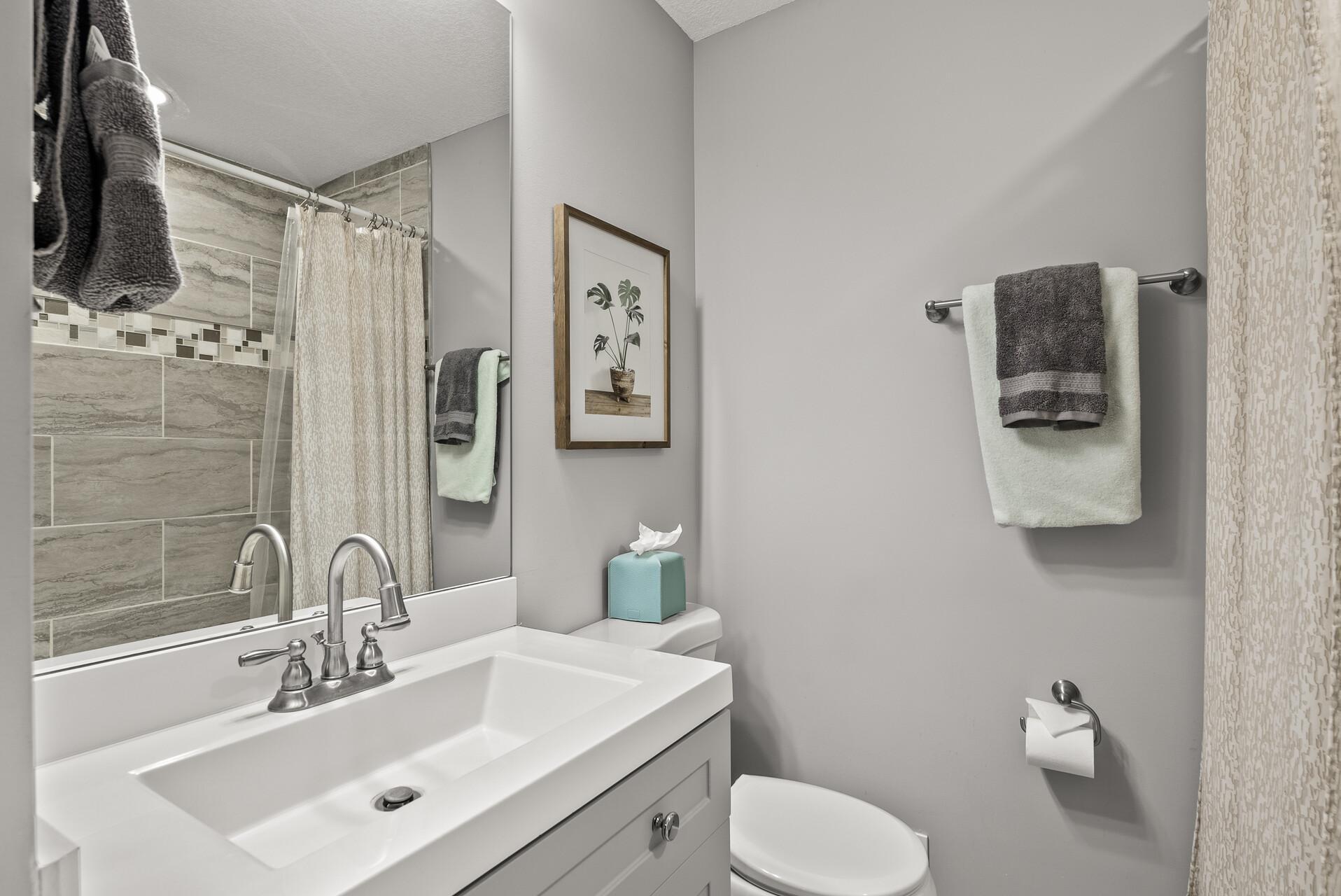 6194 Lynwood Boulevard, Mound, Minnesota image 21