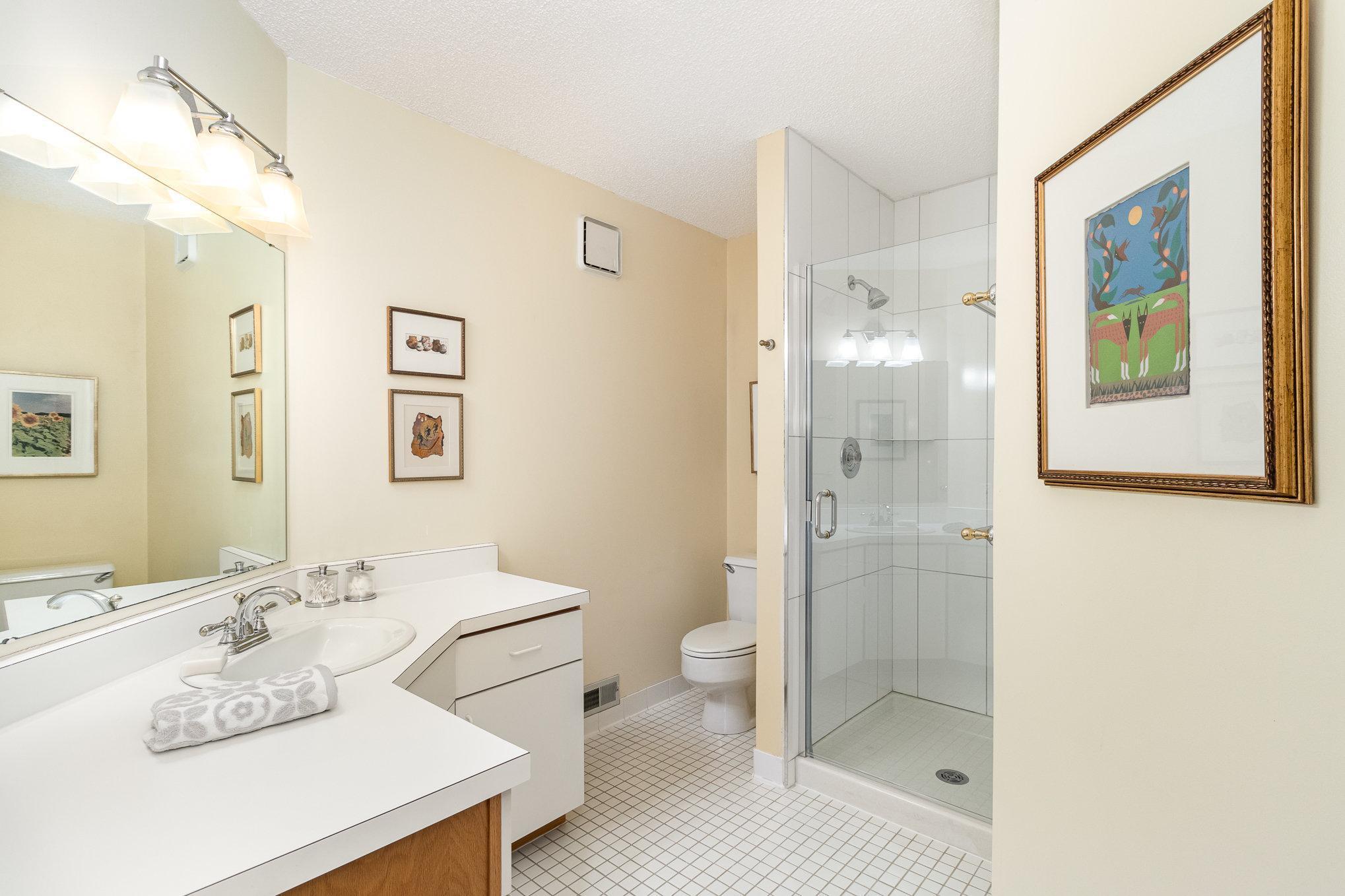 7470 Cahill Road, Minneapolis, Minnesota image 19