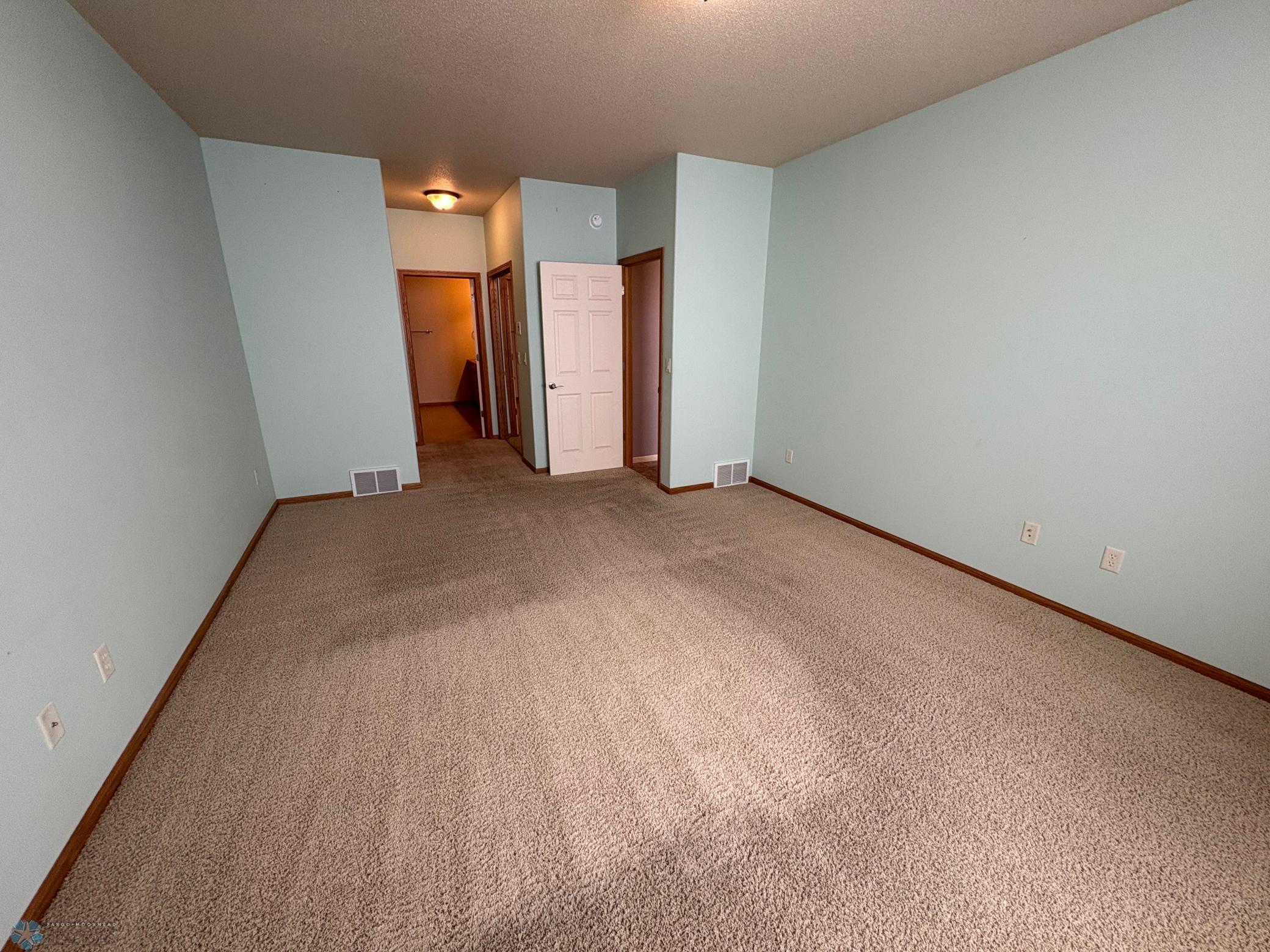 792 Villa Park Way, West Fargo, North Dakota image 14