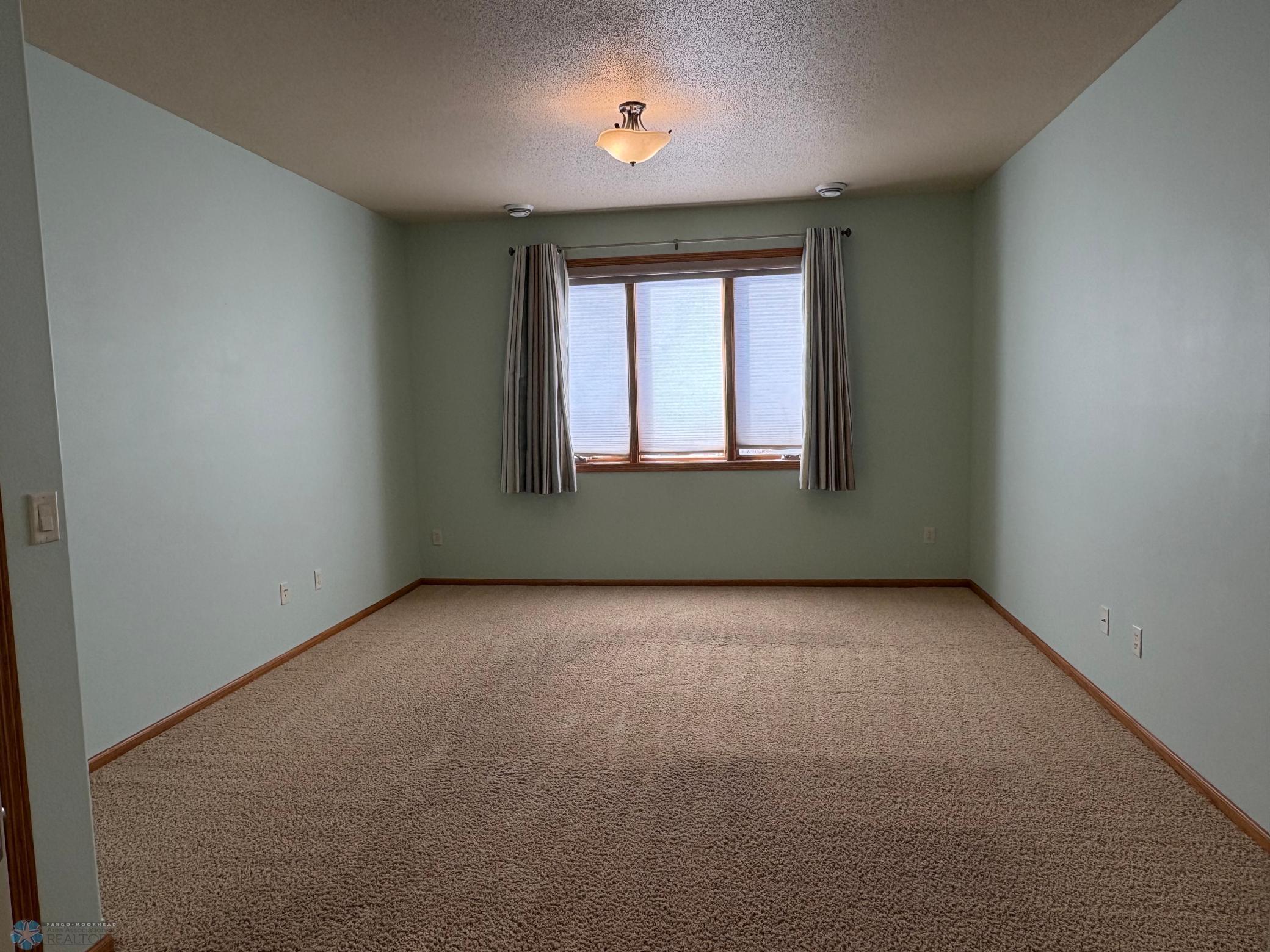 792 Villa Park Way, West Fargo, North Dakota image 13