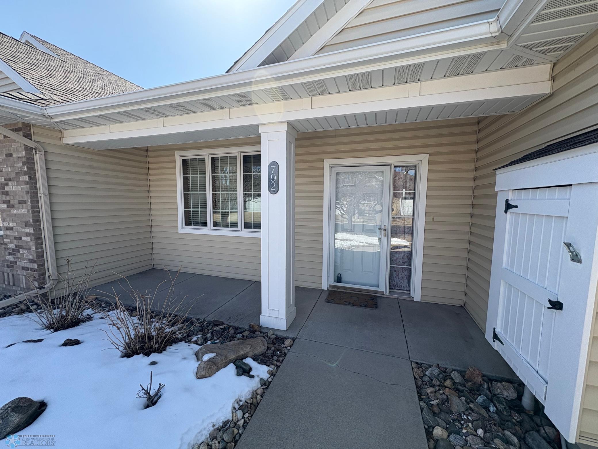 792 Villa Park Way, West Fargo, North Dakota image 2
