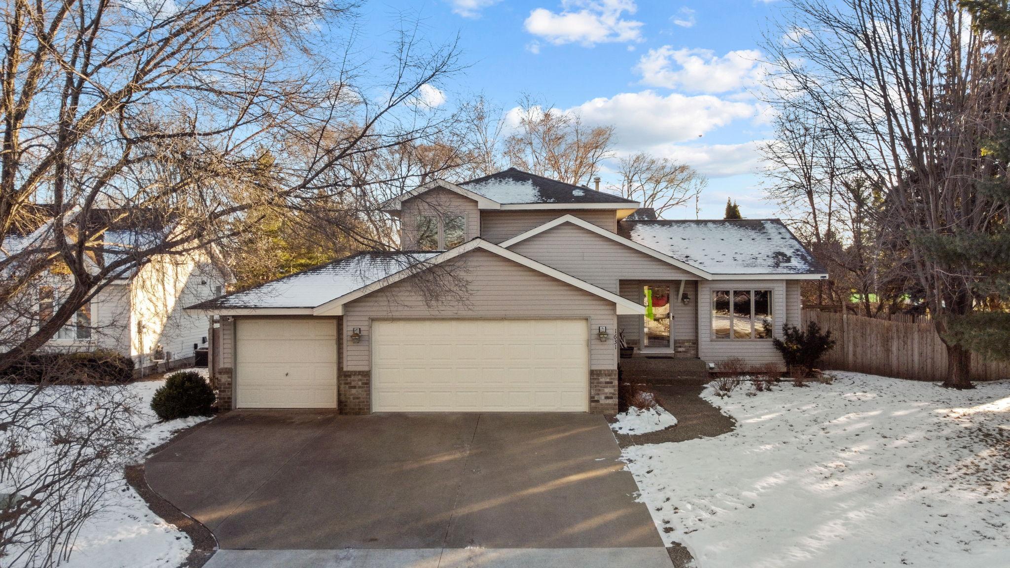 1631 Poppyseed Drive, New Brighton, Minnesota image 27