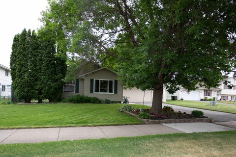 Homes For Sale - 15288 Chokecherry Avenue<br/> Rosemount, MN 55068