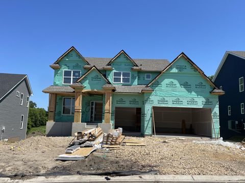 Homes For Sale - 2469 Rock Elm Road<br/> Shakopee, MN 55379