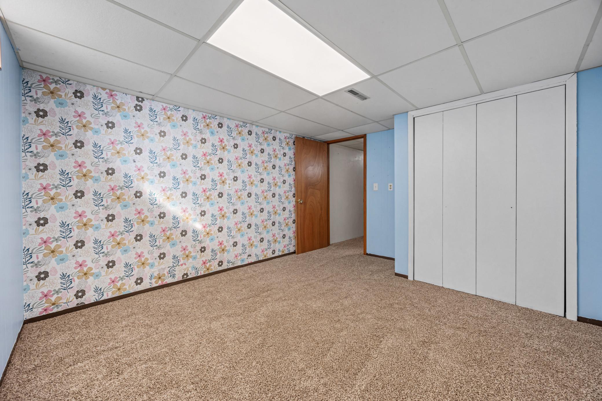 Fargo, North Dakota 58103, United States, 3 Bedrooms Bedrooms, ,2 BathroomsBathrooms,Residential,Active,222059