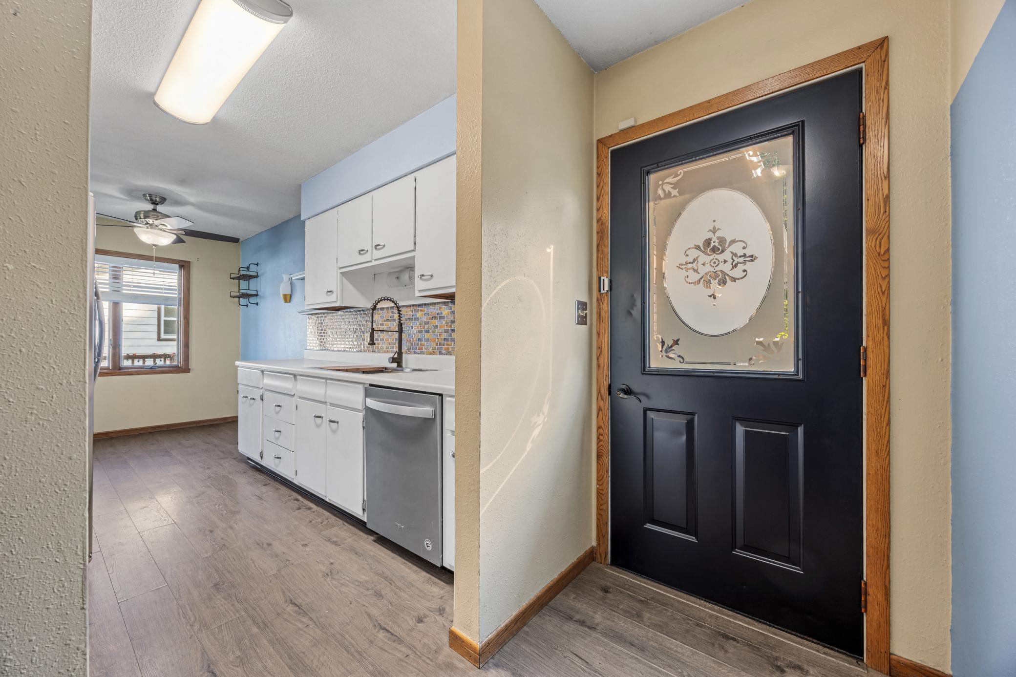 Fargo, North Dakota 58103, United States, 3 Bedrooms Bedrooms, ,2 BathroomsBathrooms,Residential,Active,222059