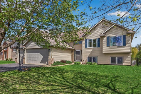 Homes For Sale - 4831 187th Street<br/> Farmington, MN 55024
