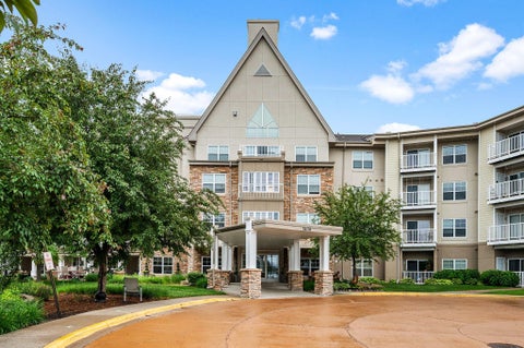 Condo For Sale - 5650 Boone Avenue<br/> Minneapolis, MN 55428