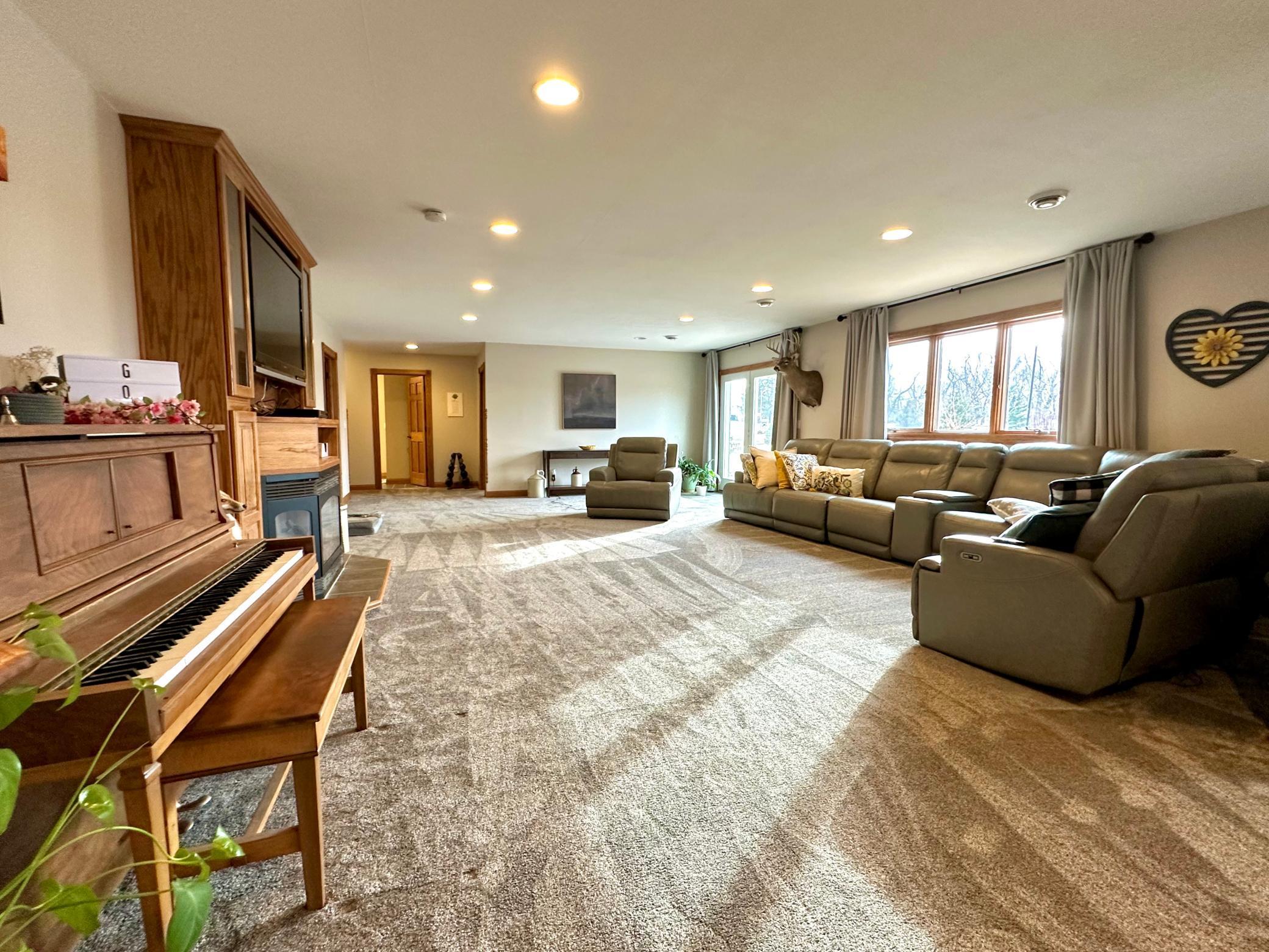 13943 Sundberg Avenue, Dundee, Minnesota image 38