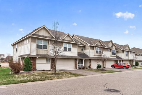 Townhouse For Sale - 3266 Red Oak Trail<br/> Hennepin County, Hamel, MN 55340