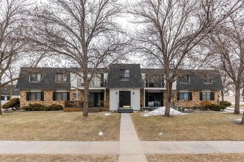 Condo For Sale - 2401 Demores Drive<br/> Fargo, ND 58103