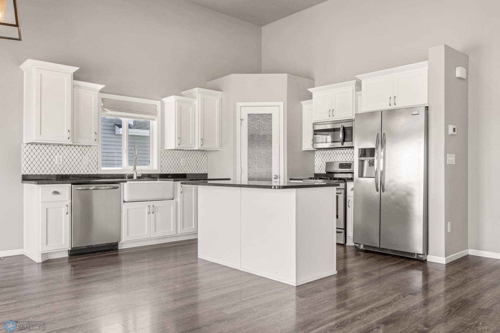 2105 11th Street, West Fargo, North Dakota image 8