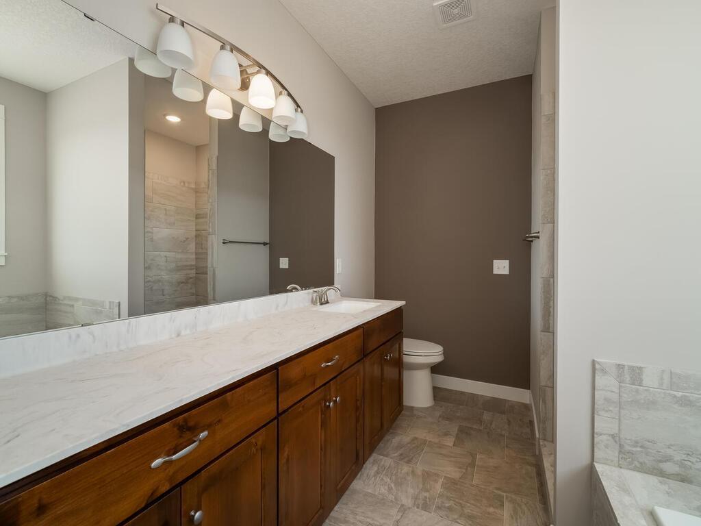 967 206th Avenue, Oak Grove, Minnesota image 17