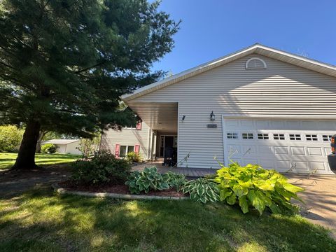 Apartment For Sale - 1006 11th Street<br/> Little Falls, MN 56345