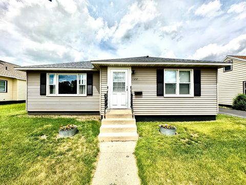 Homes For Sale - 122 Sinclair Lewis Avenue<br/> Sauk Centre, MN 56378