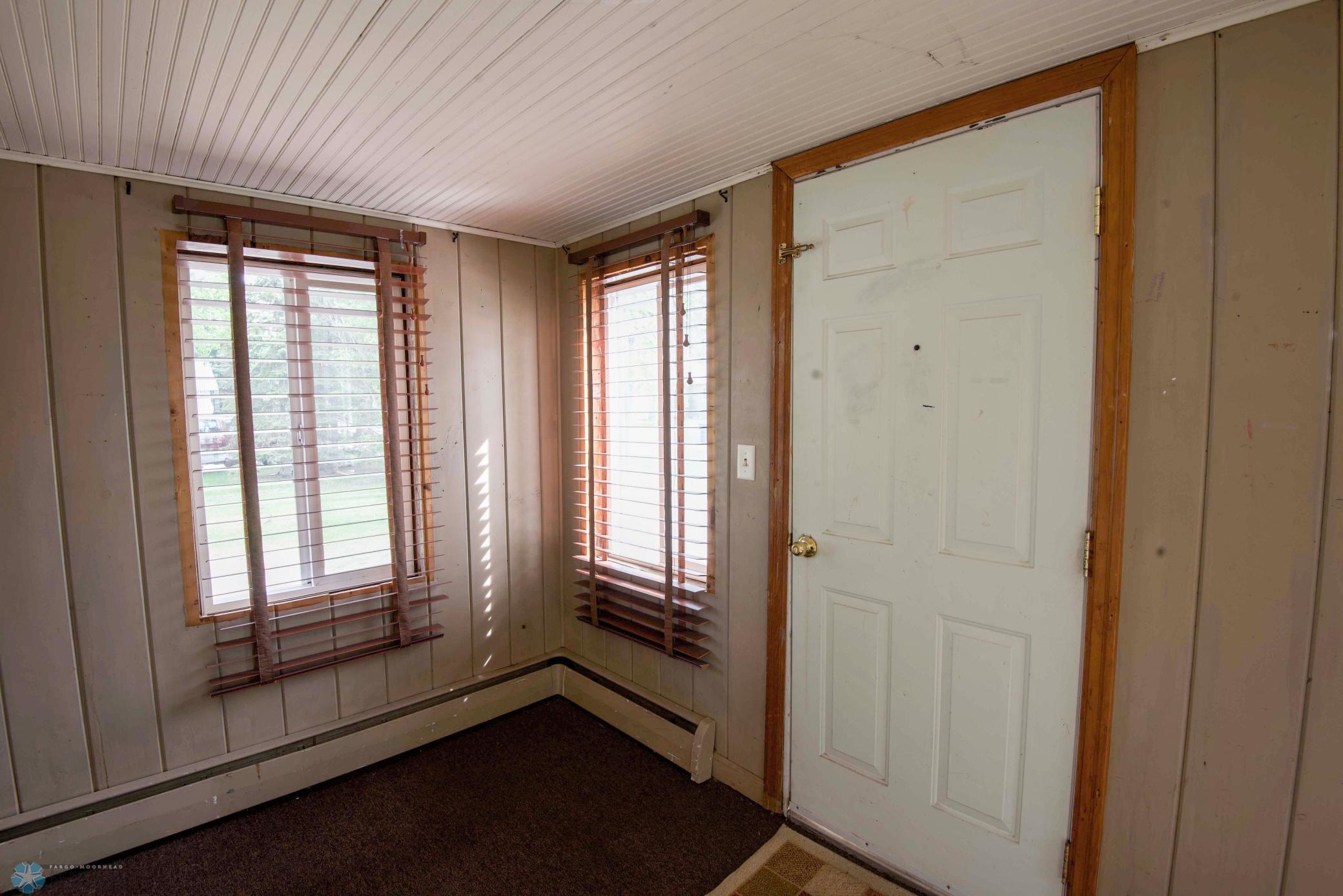 215 1st Street, Hillsboro, North Dakota image 5