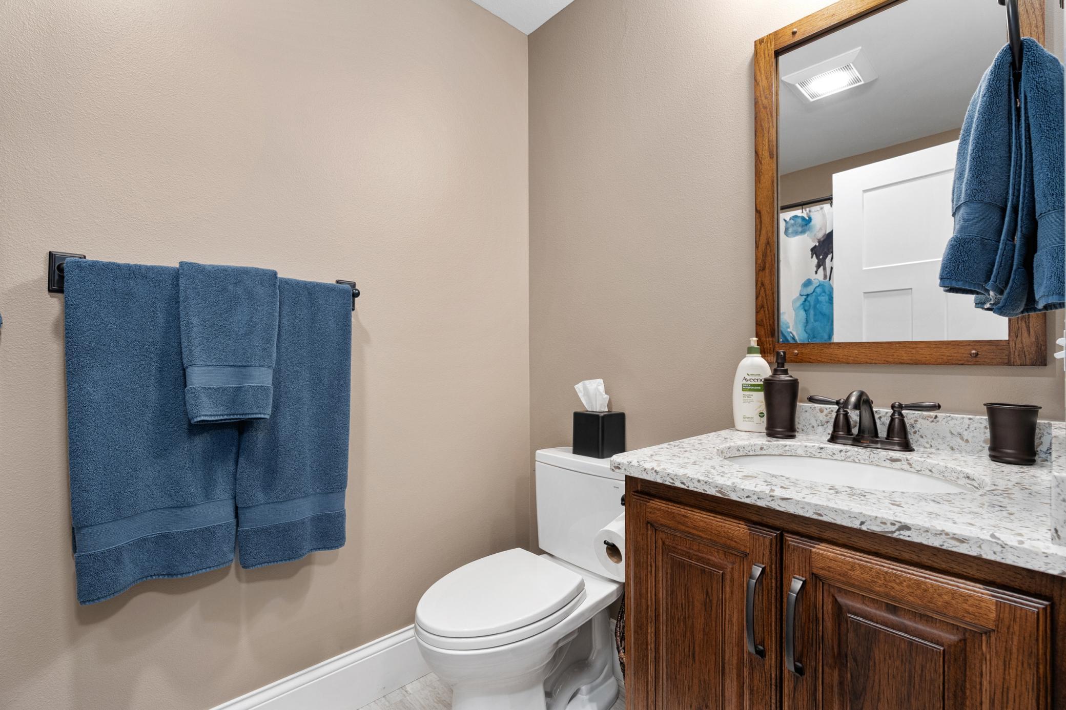 6482 Burr Oak Lane, Eau Claire, Wisconsin image 22