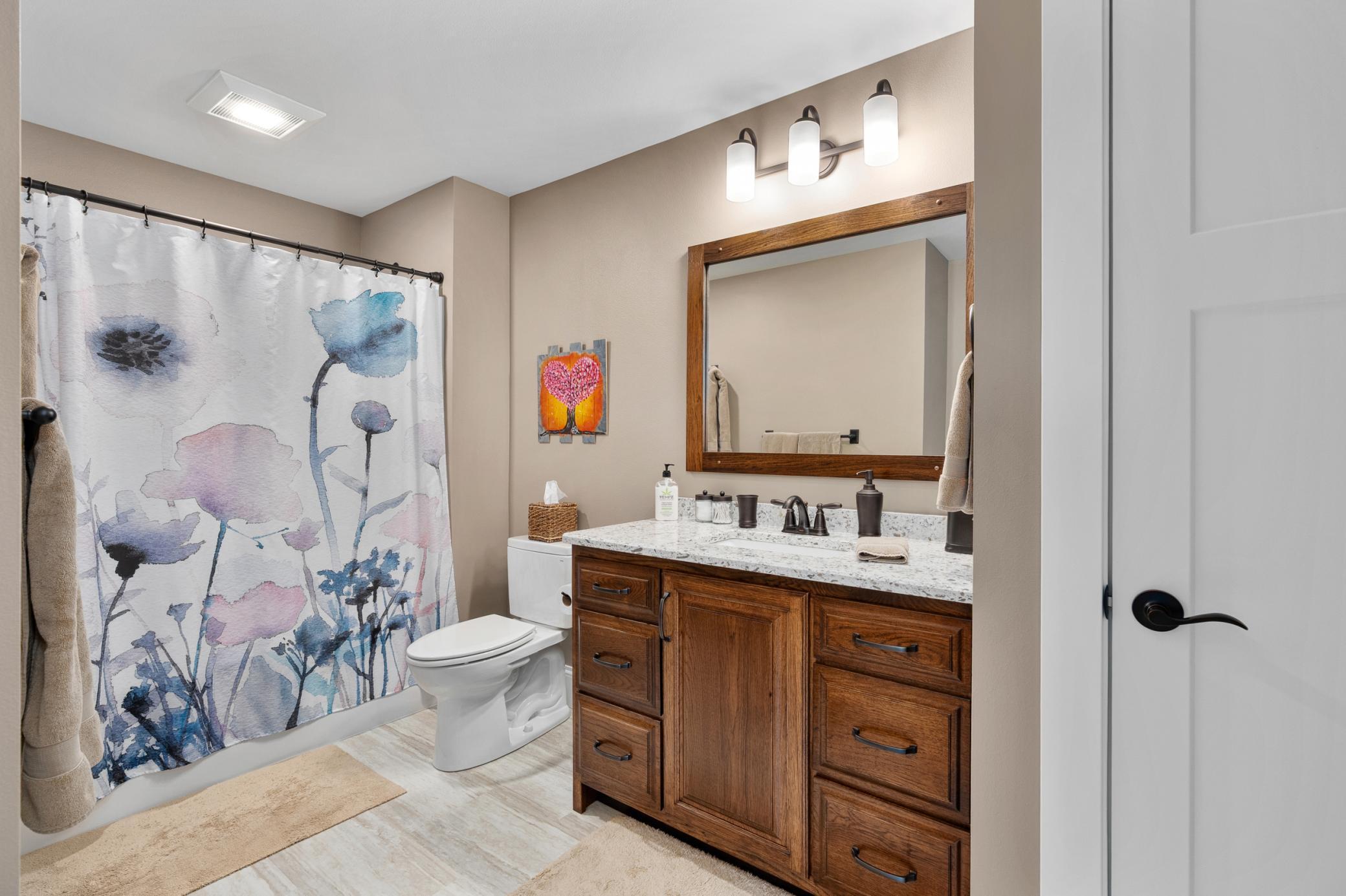 6482 Burr Oak Lane, Eau Claire, Wisconsin image 26
