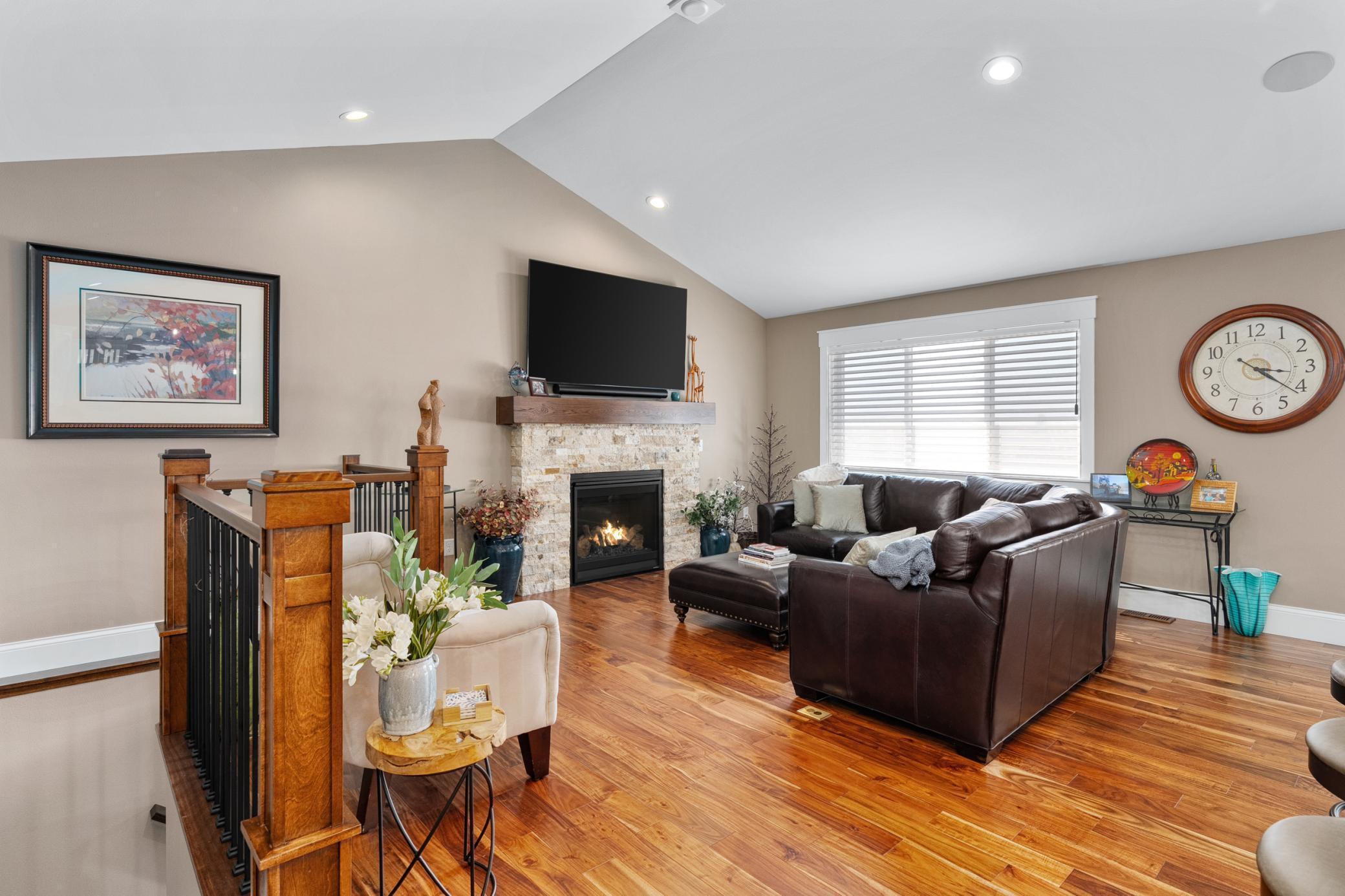 6482 Burr Oak Lane, Eau Claire, Wisconsin image 6
