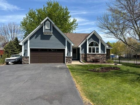 Homes For Sale - 7130 Jocelyn Bay<br/> Washington County, Cottage Grove, MN 55016