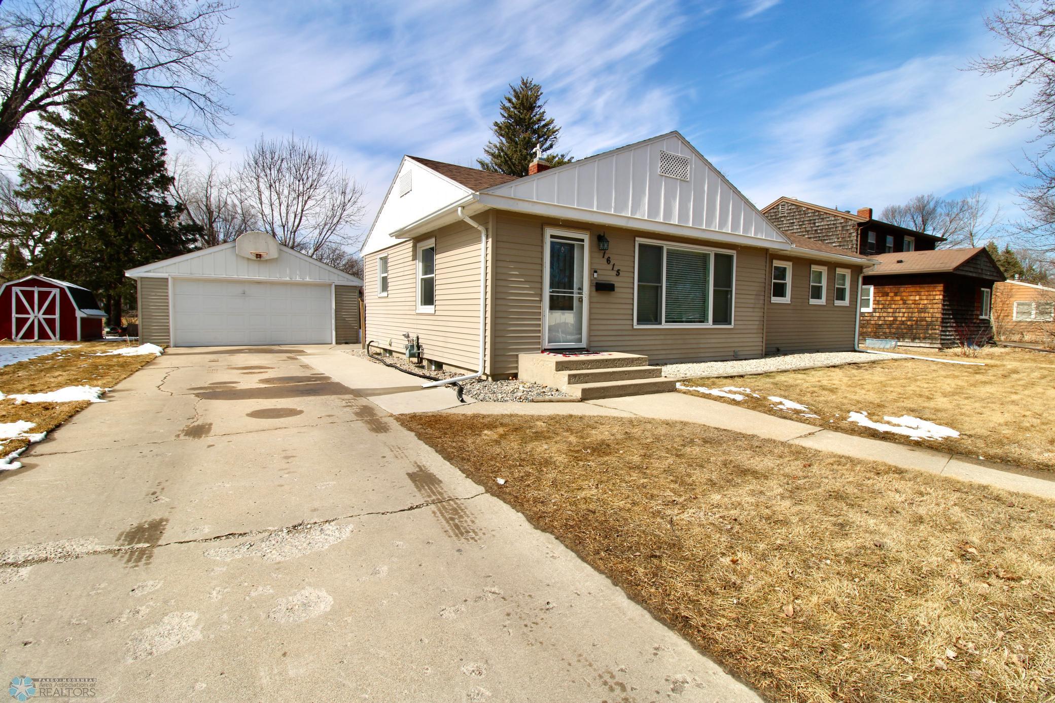 1615 13th Street, Moorhead, Minnesota image 1