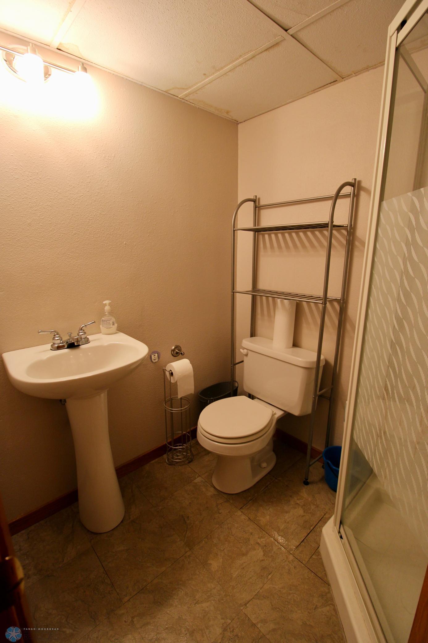 1615 13th Street, Moorhead, Minnesota image 33