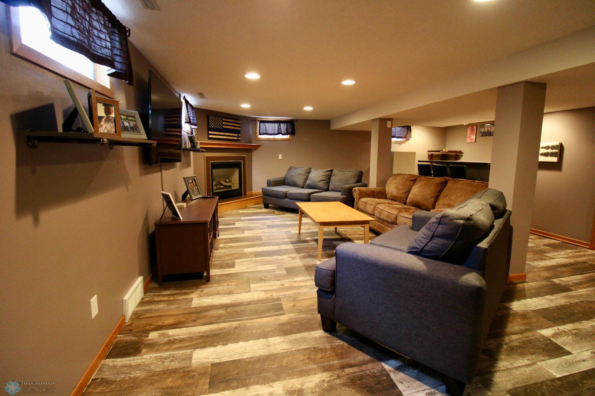 1615 13th Street, Moorhead, Minnesota image 26