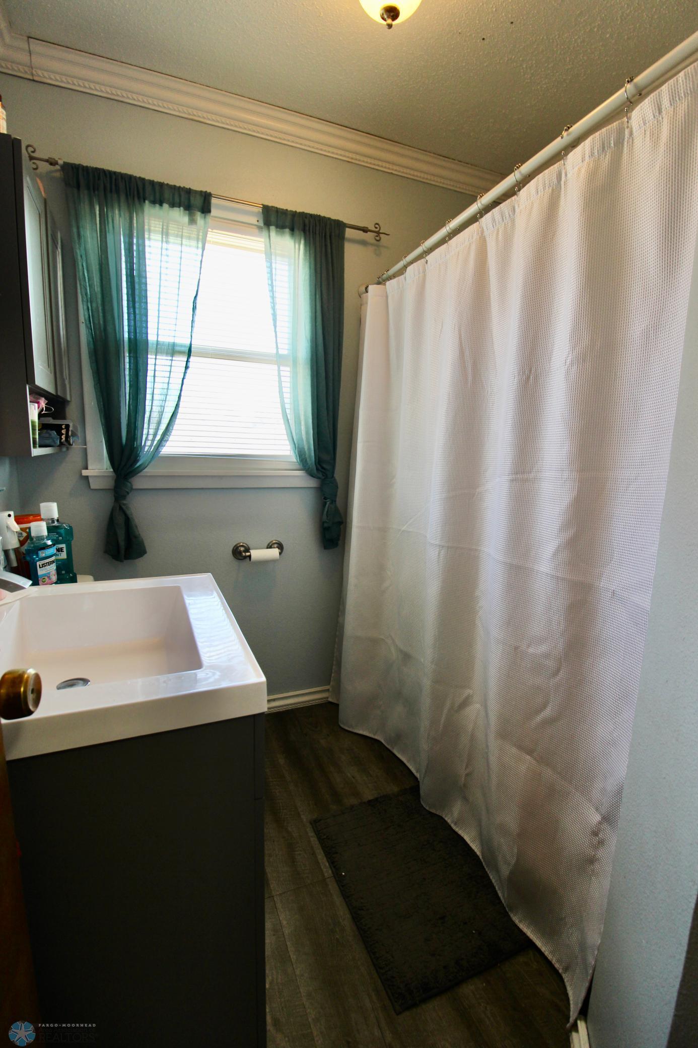 1615 13th Street, Moorhead, Minnesota image 18