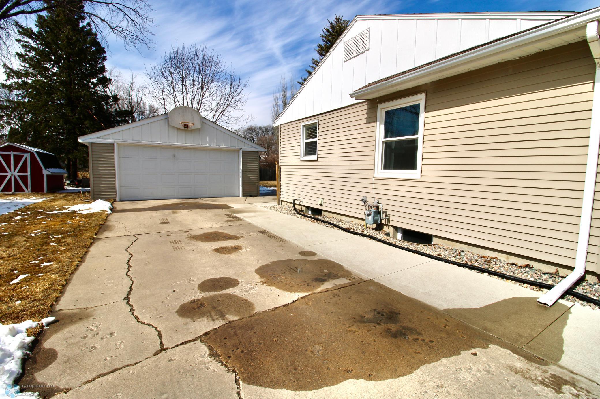 1615 13th Street, Moorhead, Minnesota image 46